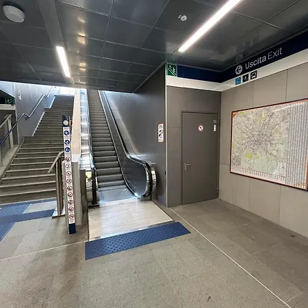 Tortona Design District Metro M4 Navigli ミラノ